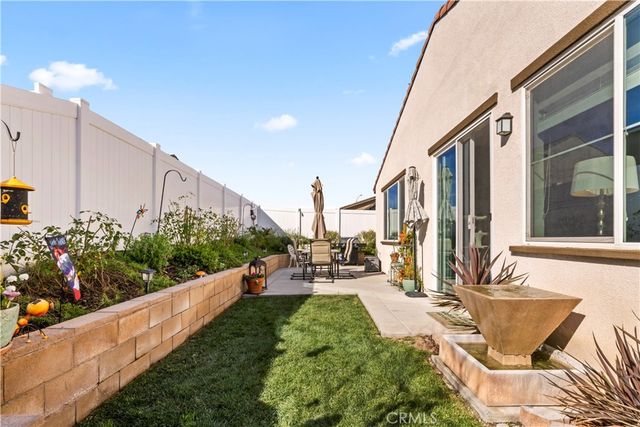 2482 Wagon Wheel Way, Rialto, CA 92377