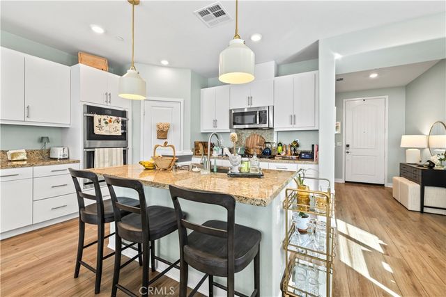 2482 Wagon Wheel Way, Rialto, CA 92377