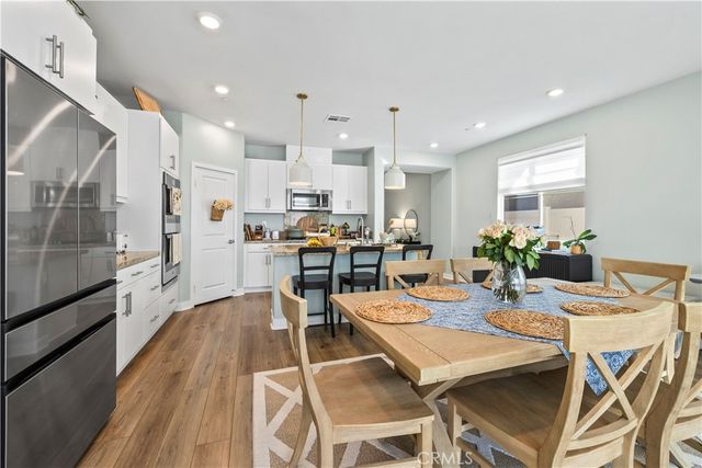 2482 Wagon Wheel Way, Rialto, CA 92377