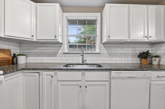 509 W Erwin Avenue, Mckinney, TX 75069
