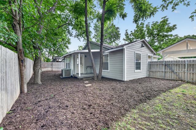 509 W Erwin Avenue, Mckinney, TX 75069