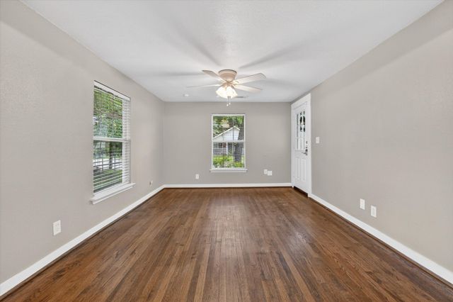 509 W Erwin Avenue, Mckinney, TX 75069