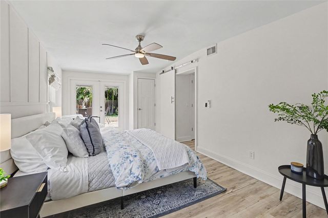 3511 W AZEELE STREET, Tampa, FL 33609