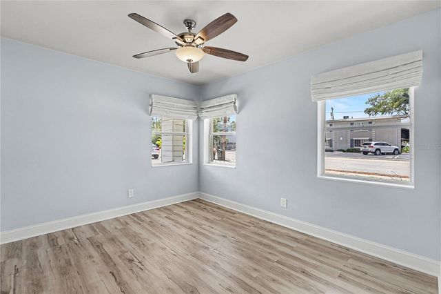 3511 W AZEELE STREET, Tampa, FL 33609