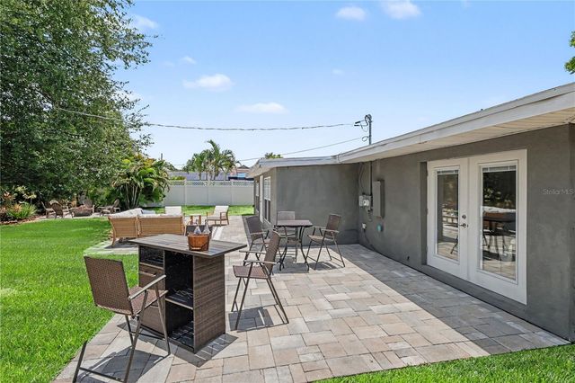 3511 W AZEELE STREET, Tampa, FL 33609