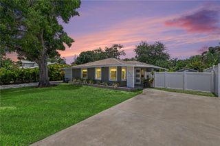 3511 W AZEELE STREET, Tampa, FL 33609