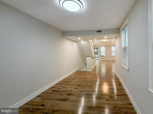 534 W HUNTINGDON ST, Philadelphia, PA 19133