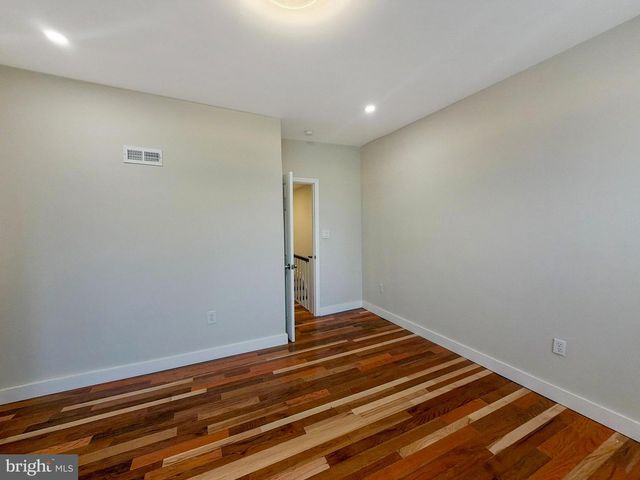 534 W HUNTINGDON ST, Philadelphia, PA 19133