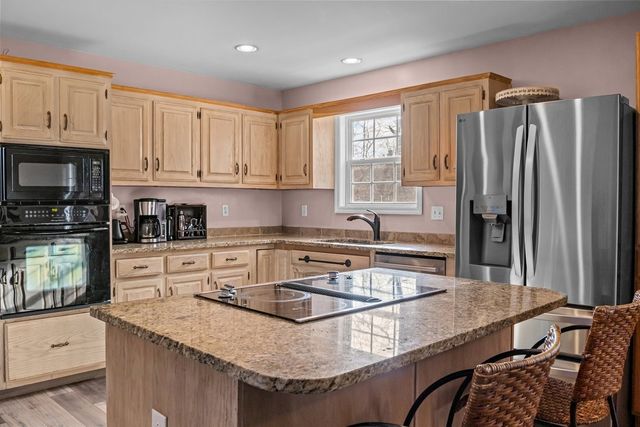 278C Murrell Rd, Dickson, TN 37055