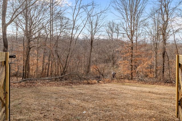 278C Murrell Rd, Dickson, TN 37055