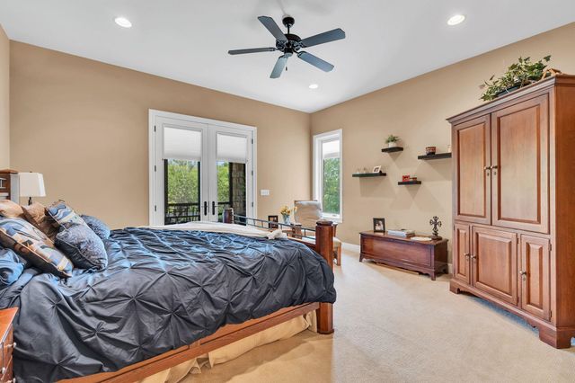 2324 N Rosemont Ct, Wichita, KS 67228