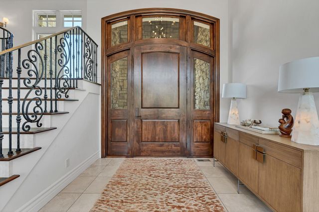 2324 N Rosemont Ct, Wichita, KS 67228