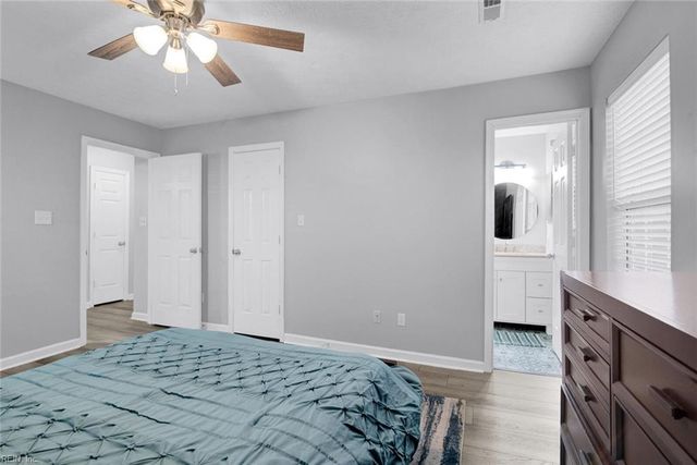 21 Loch CIR, Hampton, VA 23669