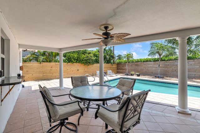 4220 NE 26TH Avenue, Lighthouse Point, FL 33064