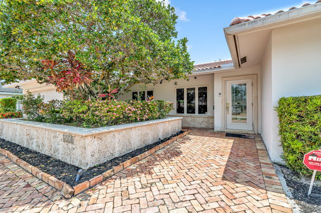 4220 NE 26TH Avenue, Lighthouse Point, FL 33064
