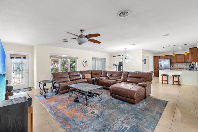 4220 NE 26TH Avenue, Lighthouse Point, FL 33064