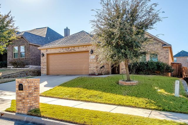 11317 Denet Creek Lane, Fort Worth, TX 76108
