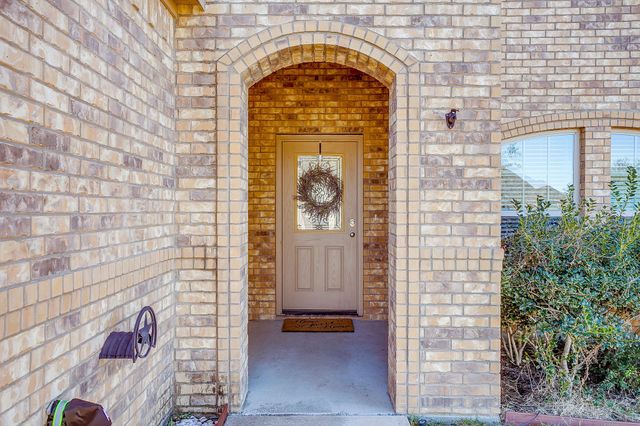11317 Denet Creek Lane, Fort Worth, TX 76108
