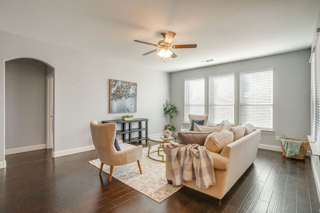 11317 Denet Creek Lane, Fort Worth, TX 76108