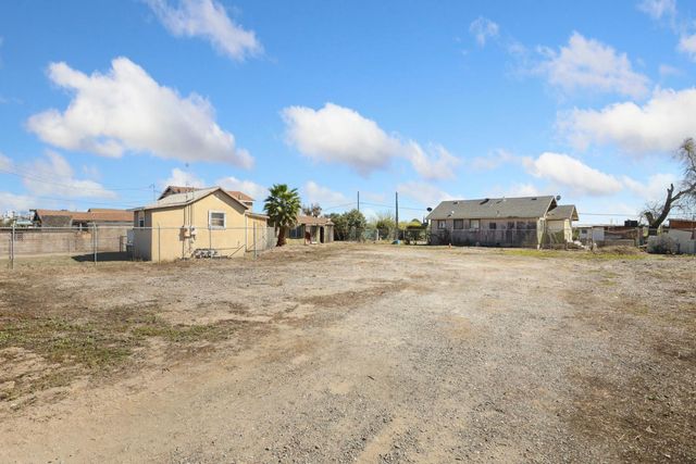 2222 Vierra Rd, Lathrop, CA 95330