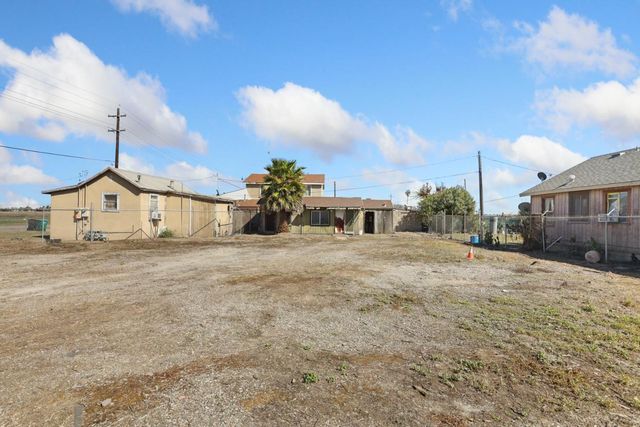 2222 Vierra Rd, Lathrop, CA 95330