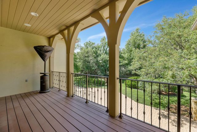 320 E Flint Hills National Ct, Andover, KS 67002