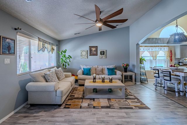 3612 Oasis Springs Road NE, Rio Rancho, NM 87144