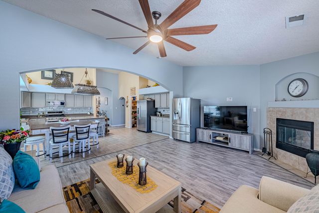 3612 Oasis Springs Road NE, Rio Rancho, NM 87144