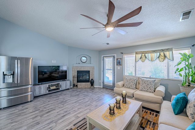 3612 Oasis Springs Road NE, Rio Rancho, NM 87144