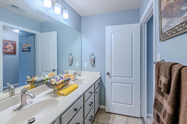 3612 Oasis Springs Road NE, Rio Rancho, NM 87144