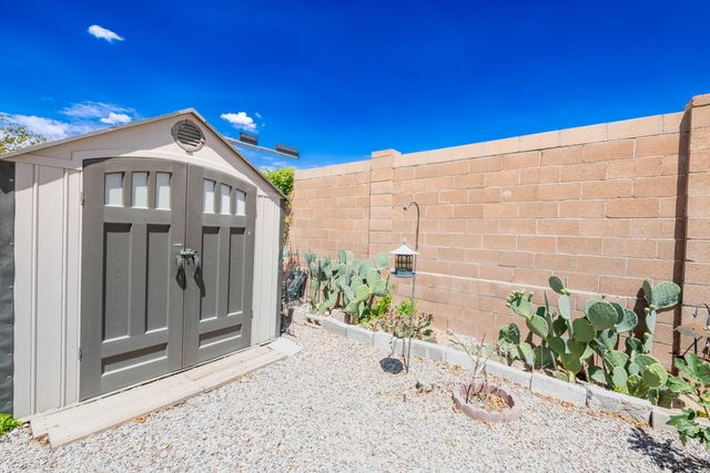 3612 Oasis Springs Road NE, Rio Rancho, NM 87144