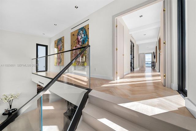 1995 NE 118th Rd, North Miami, FL 33181