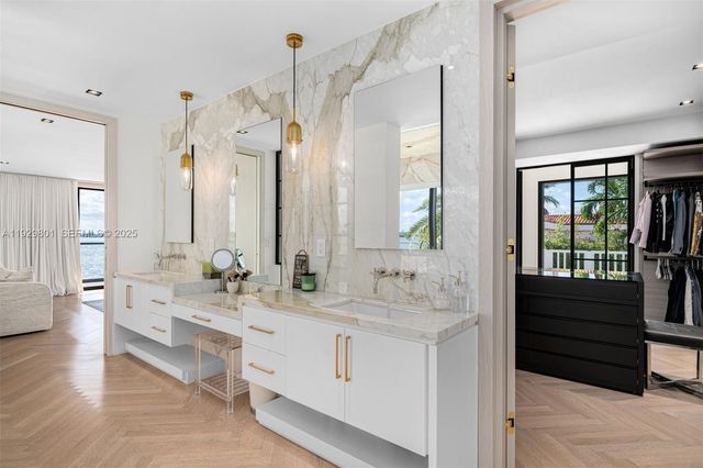 1995 NE 118th Rd, North Miami, FL 33181