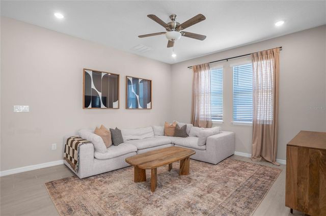 34382 EVERGREEN HILL COURT, Wesley Chapel, FL 33545