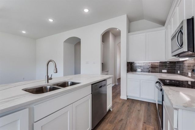 1524 North Carolina Avenue, Lancaster, TX 75134