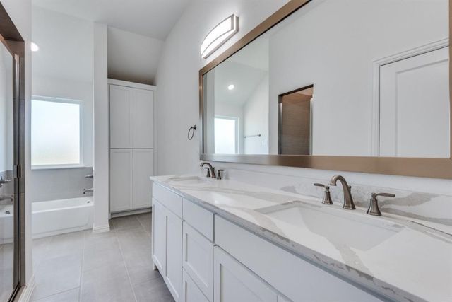 1524 North Carolina Avenue, Lancaster, TX 75134
