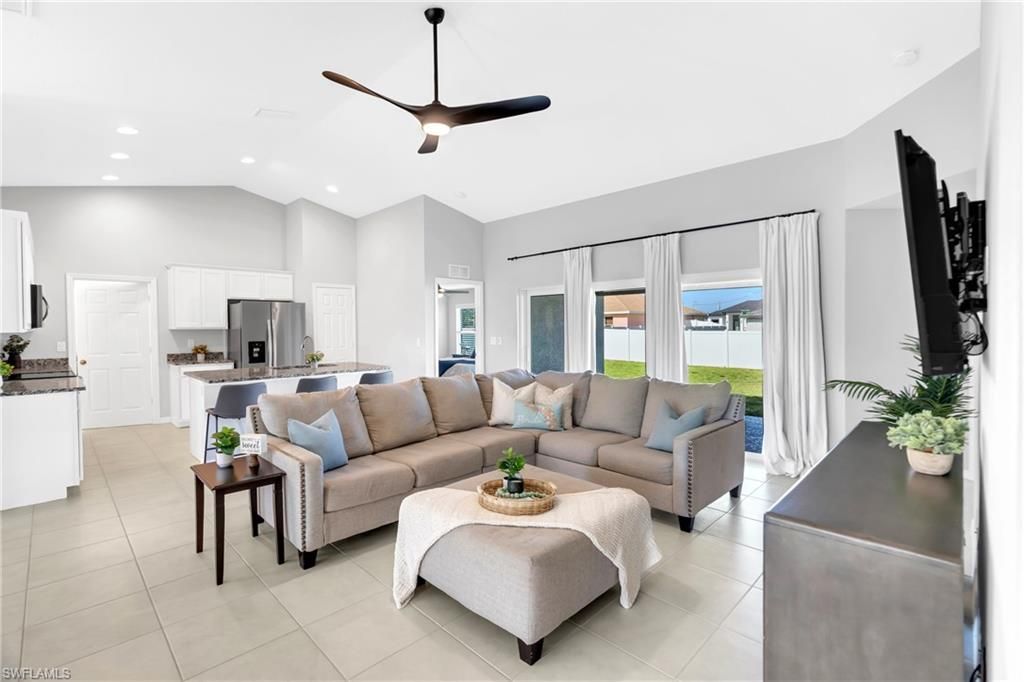 618 NE 2nd PL, CAPE CORAL, FL 33909 — exterior