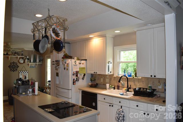25 Triton Way, Old Fort, NC 28762