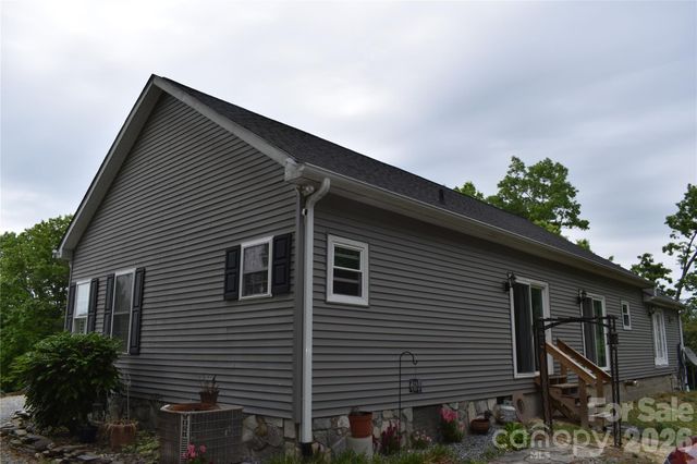 25 Triton Way, Old Fort, NC 28762