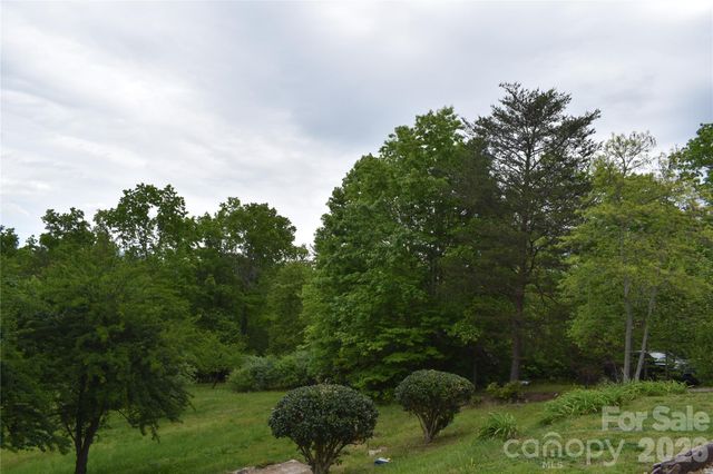 25 Triton Way, Old Fort, NC 28762