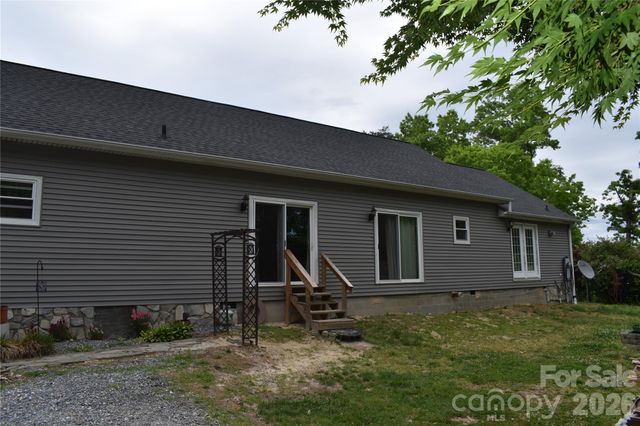 25 Triton Way, Old Fort, NC 28762
