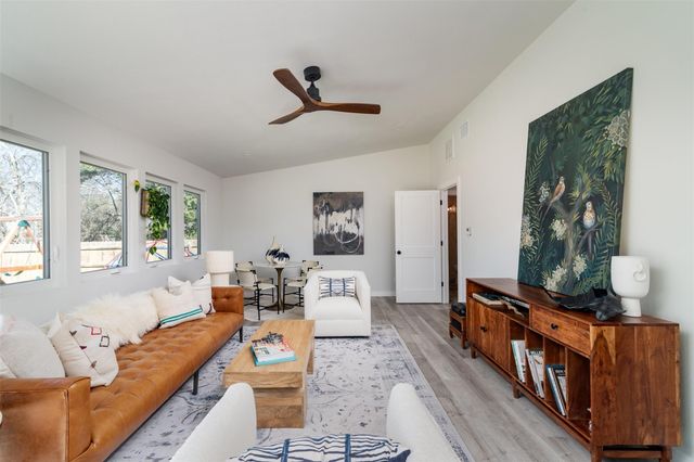 6400 Blarwood DR, Austin, TX 78745