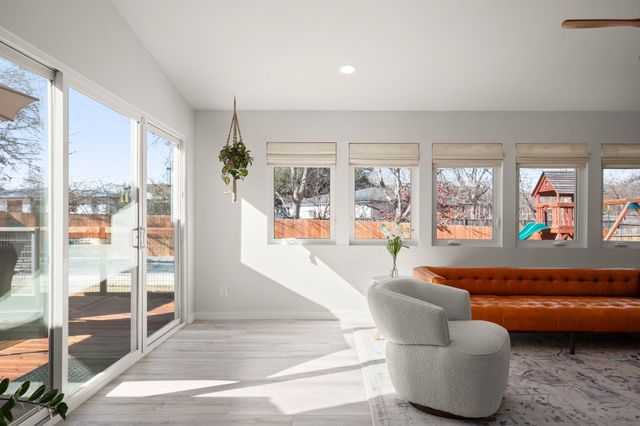 6400 Blarwood DR, Austin, TX 78745