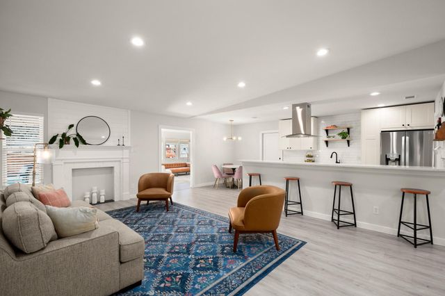 6400 Blarwood DR, Austin, TX 78745