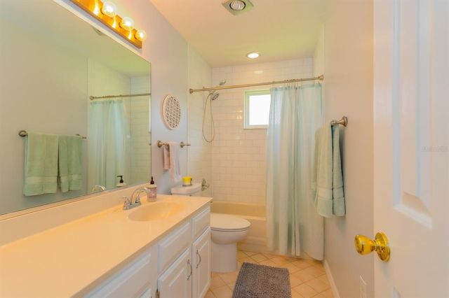 4966 SE 39TH COURT, Ocala, FL 34480
