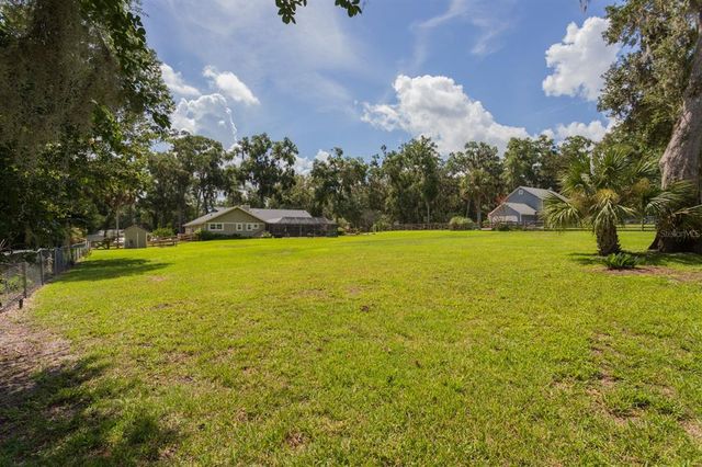 4966 SE 39TH COURT, Ocala, FL 34480