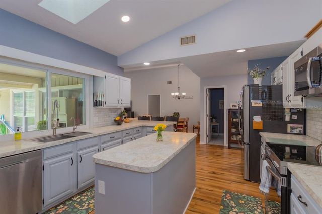 4966 SE 39TH COURT, Ocala, FL 34480