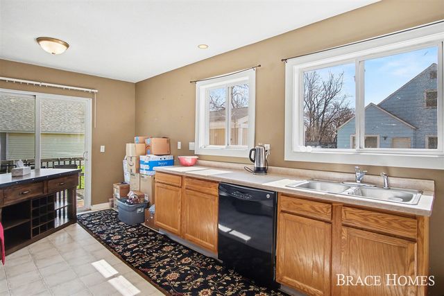 3618 Horton Avenue, Grand Rapids, MI 49548