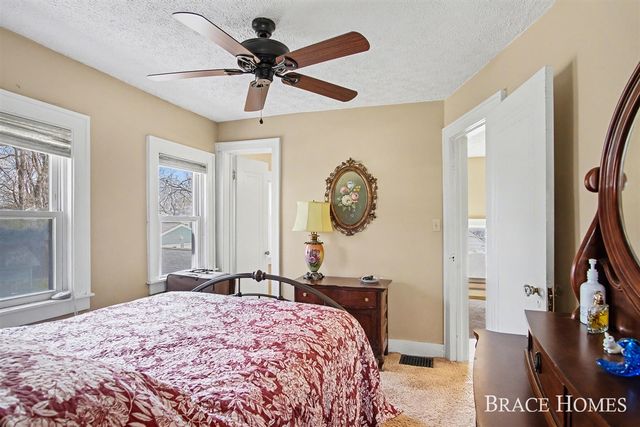 3618 Horton Avenue, Grand Rapids, MI 49548