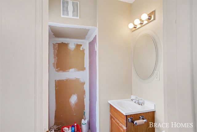 3618 Horton Avenue, Grand Rapids, MI 49548